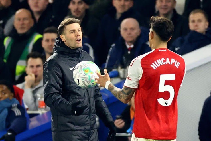 Arsenal không cần làm "hoa hậu thân thiện" để vô địch Ngoại hạng Anh - 1