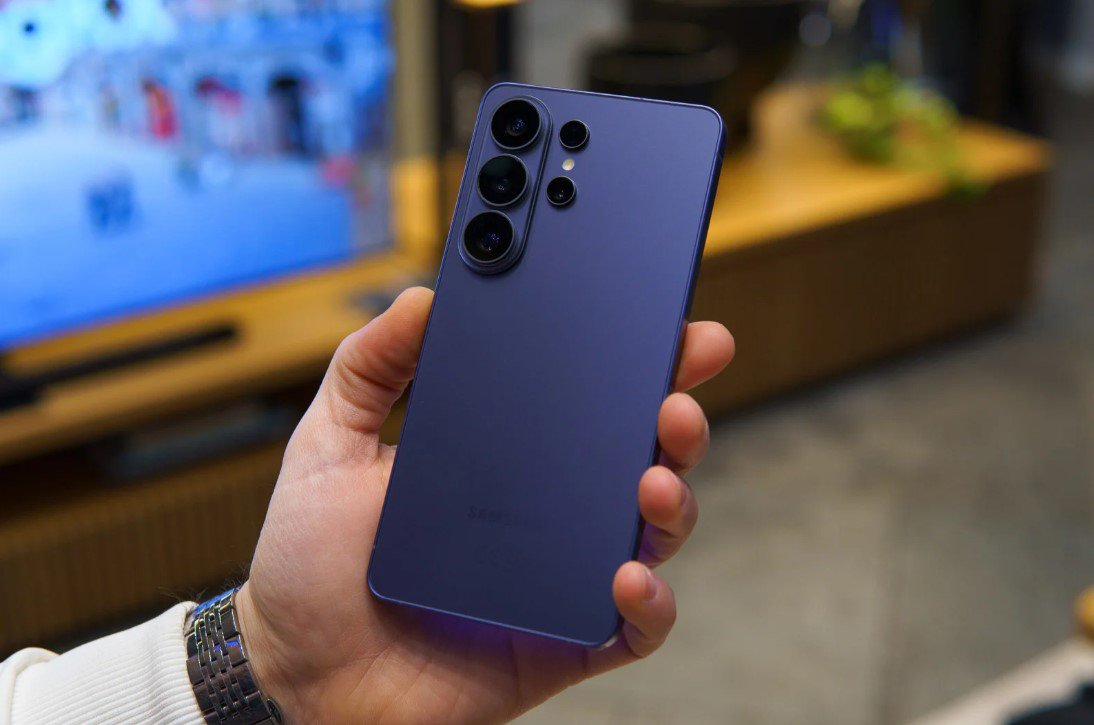 Camera 200MP là chi tiết thừa thãi trên smartphone? - 2