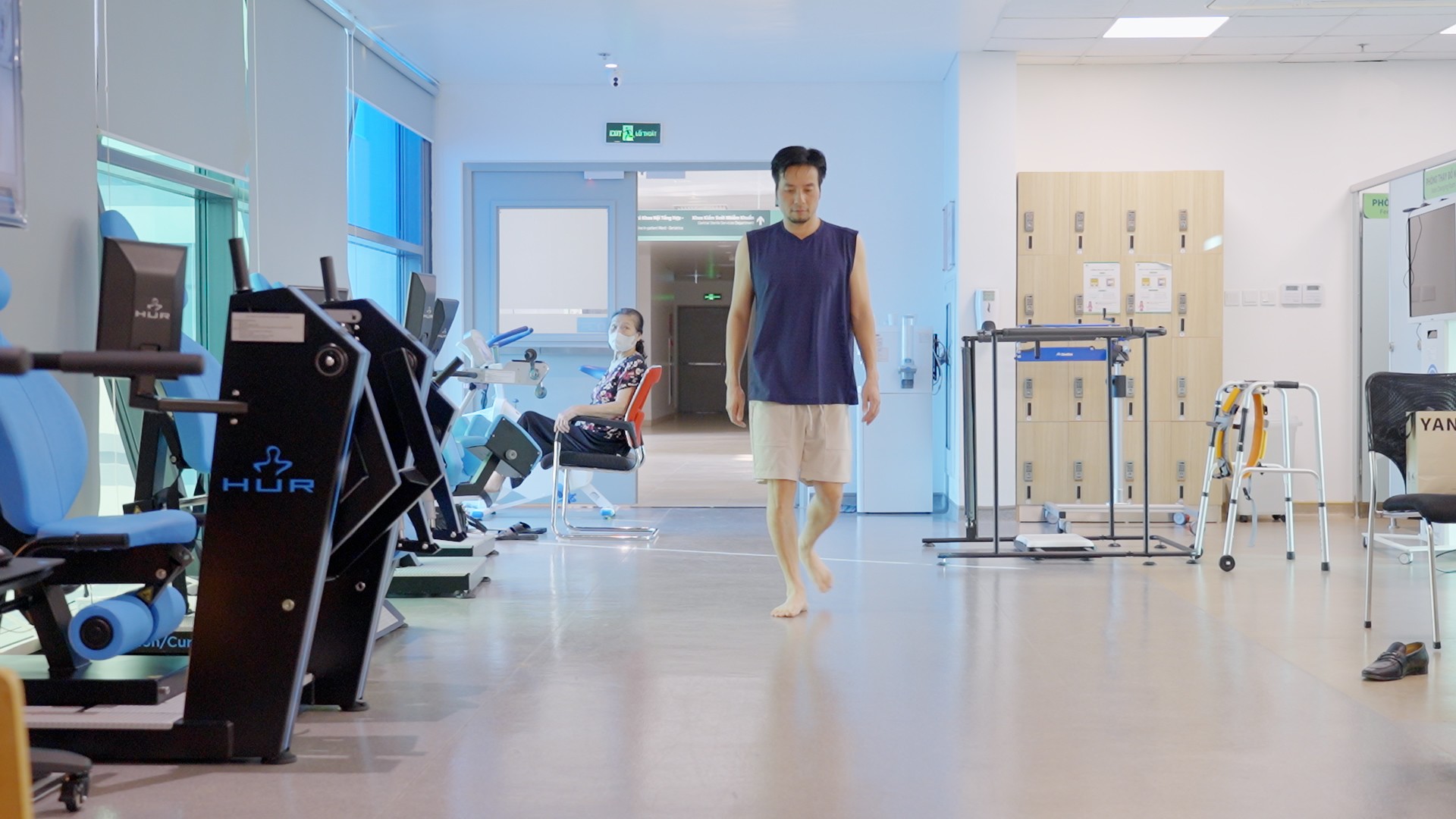 Hệ thống thực tế ảo tích hợp AI hỗ trợ phục hồi chức năng sau phẫu thuật cột sống - 5