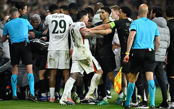 UEFA chính thức buộc tội Neto của Chelsea vì phi thể thao, bỏ lỡ trận tái đấu PSG - 2