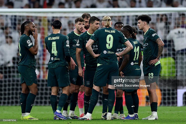 Ngoại hạng Anh thất thế ở Cúp C1: Quá giàu cũng là "cái tội", hàng tỷ bảng vô nghĩa - 2