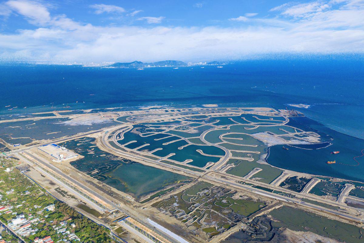 Vinhomes hỗ trợ khách hàng giữa cơn bão lãi suất - 1