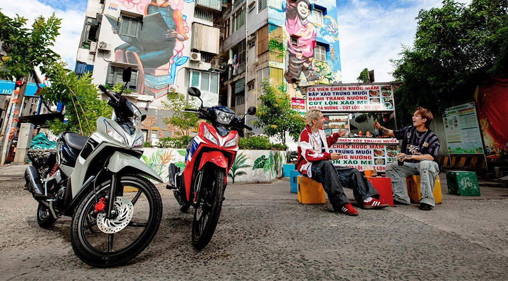 Chọn xe máy bền bỉ, giữ giá tốt giữa thời kỳ xăng tăng “nóng” - 2