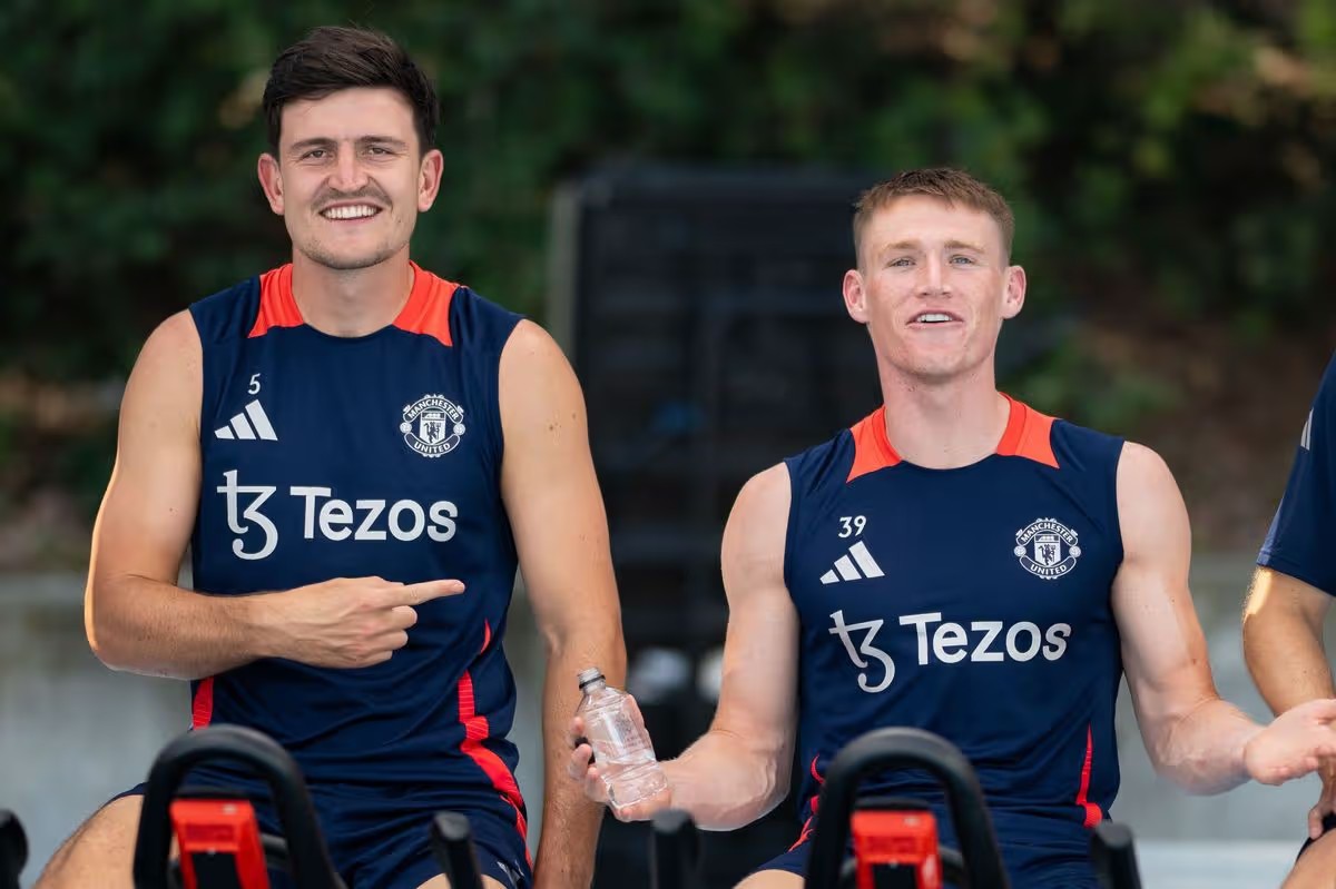 Napoli "săn" 4 sao miễn phí của MU, Maguire - Casemiro đoàn tụ McTominay - 3