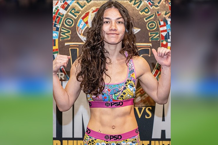 Nữ võ sĩ 19 tuổi tỉnh lại kỳ diệu sau khi hôn mê vì bị knock-out - 2