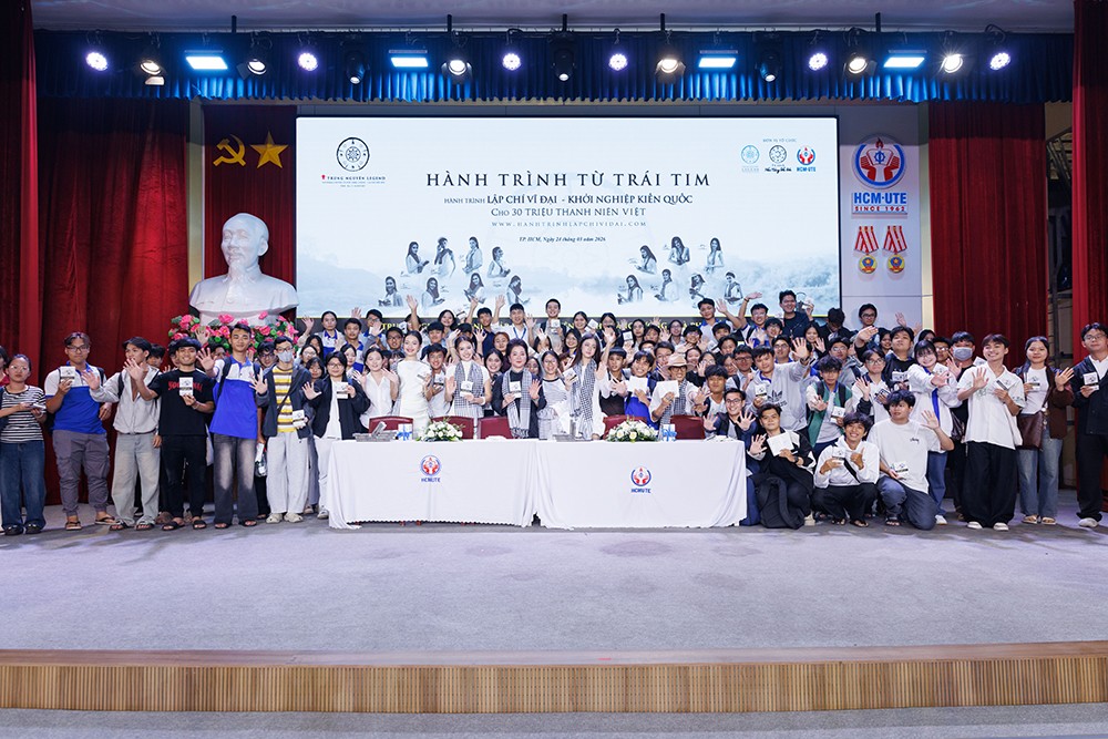 Dàn siêu xe và SUV tiếp tục chinh phục 5.000km cùng Hành Trình Từ Trái Tim 2026 - 1