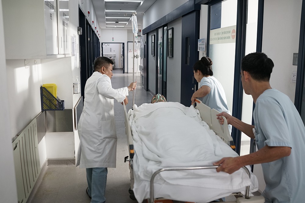 27 phút thần tốc cứu sống bệnh nhân nhồi máu cơ tim trên sân Pickleball - 1