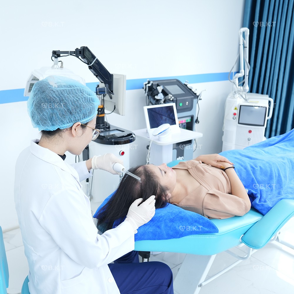 Review điều trị rụng tóc, thưa tóc tại Bác sĩ Bùi Kiều Trang: Góc nhìn thực tế - 3