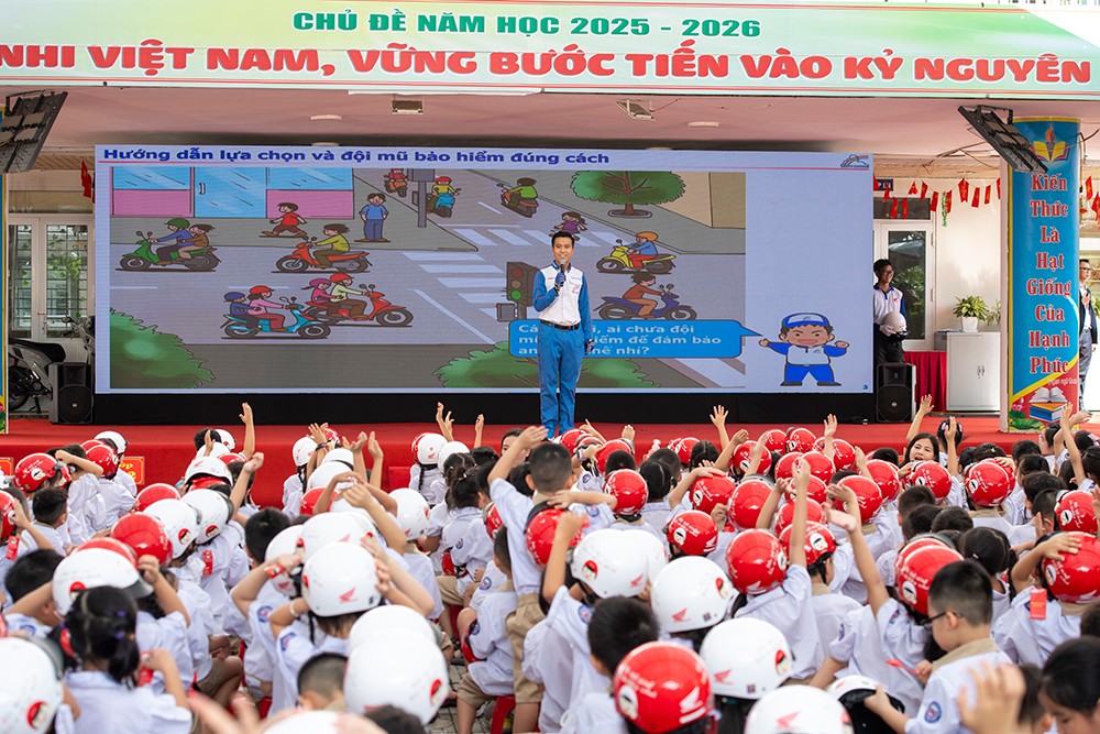 Nỗ lực bền bỉ của HVN góp phần cải thiện tỷ lệ đội mũ bảo hiểm trên toàn quốc - 3