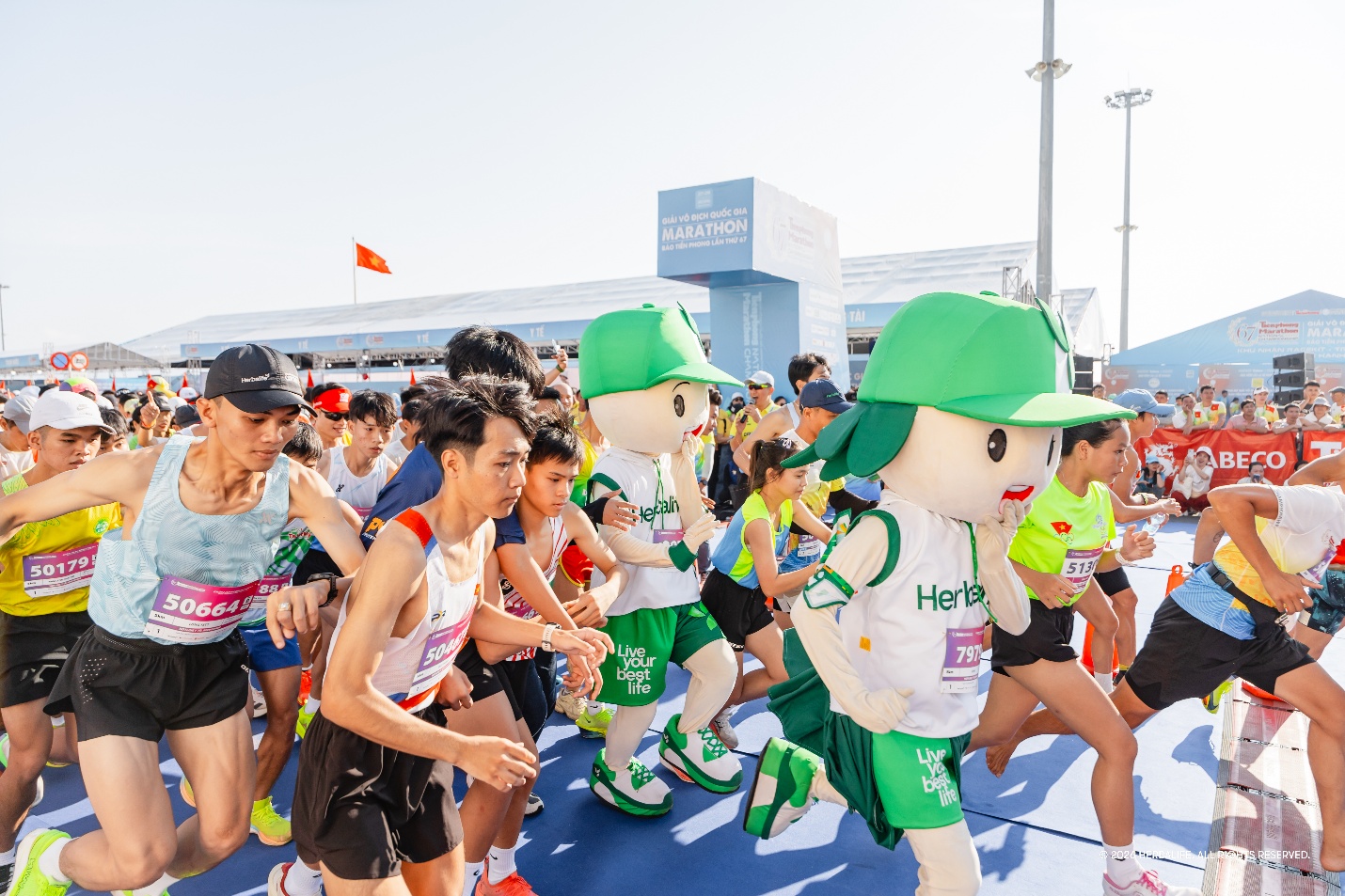 Herbalife Việt Nam tiếp tục đồng hành cùng Báo Tiền Phong tại Giải Vô địch Quốc gia Marathon lần thứ sáu - 2