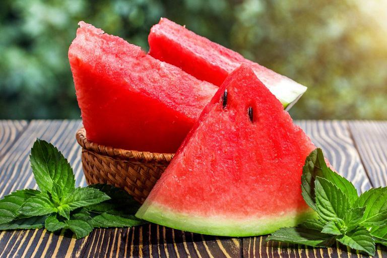 3 loại trái cây mùa hè “tốt như nhân sâm” cho người đau xương khớp - 1