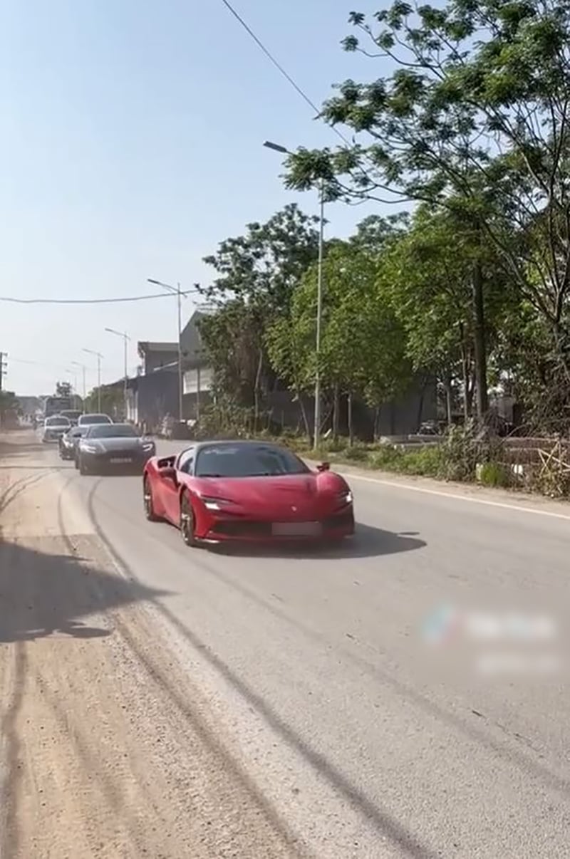 Dàn xe sang trong đám cưới Đạt Villa và bạn gái người Indonesia - 2