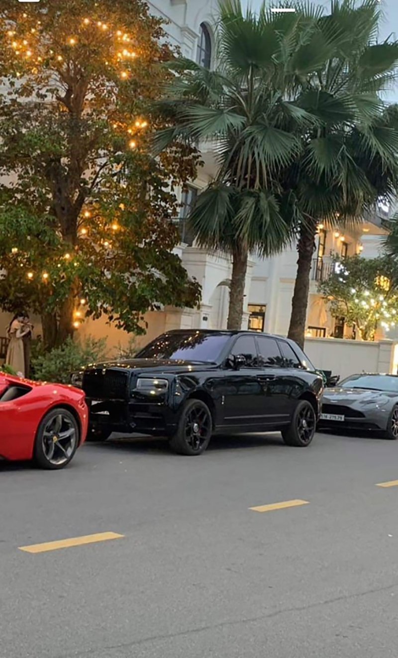 Dàn xe sang trong đám cưới Đạt Villa và bạn gái người Indonesia - 6