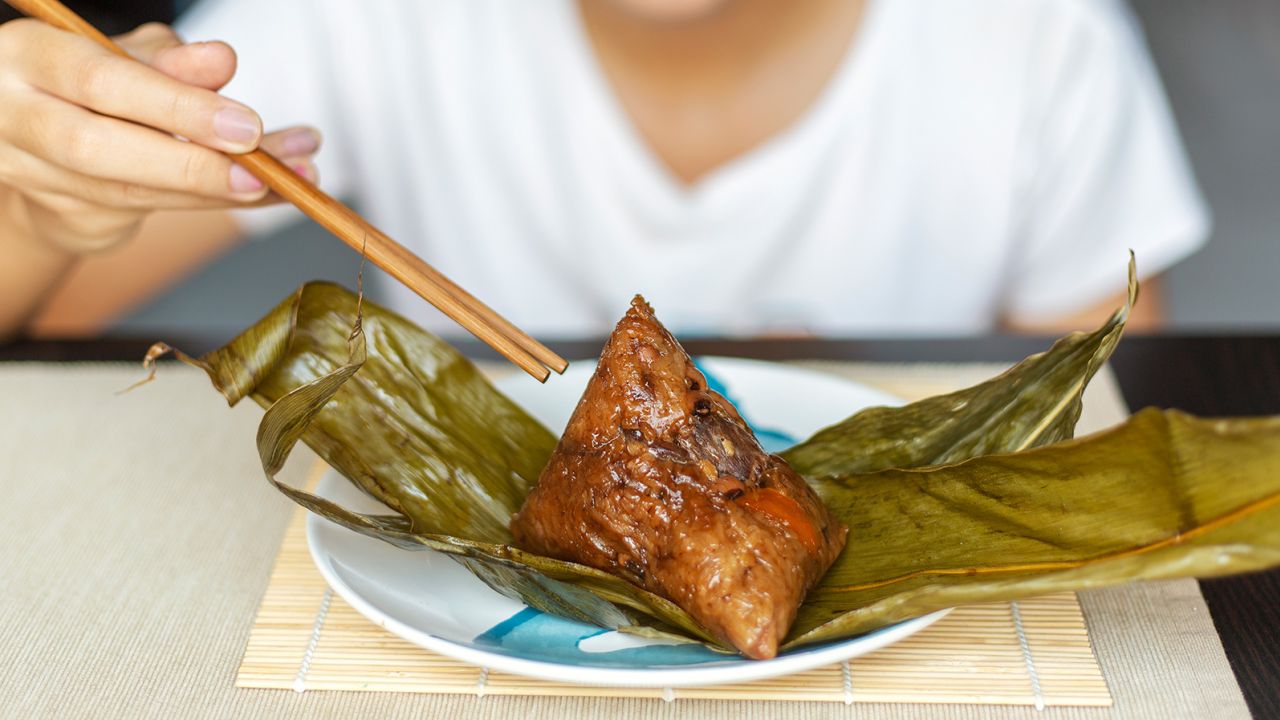 6 món ăn ngon nhất thế giới này hóa ra được làm từ nguyên liệu ai cũng ăn hằng ngày - 1