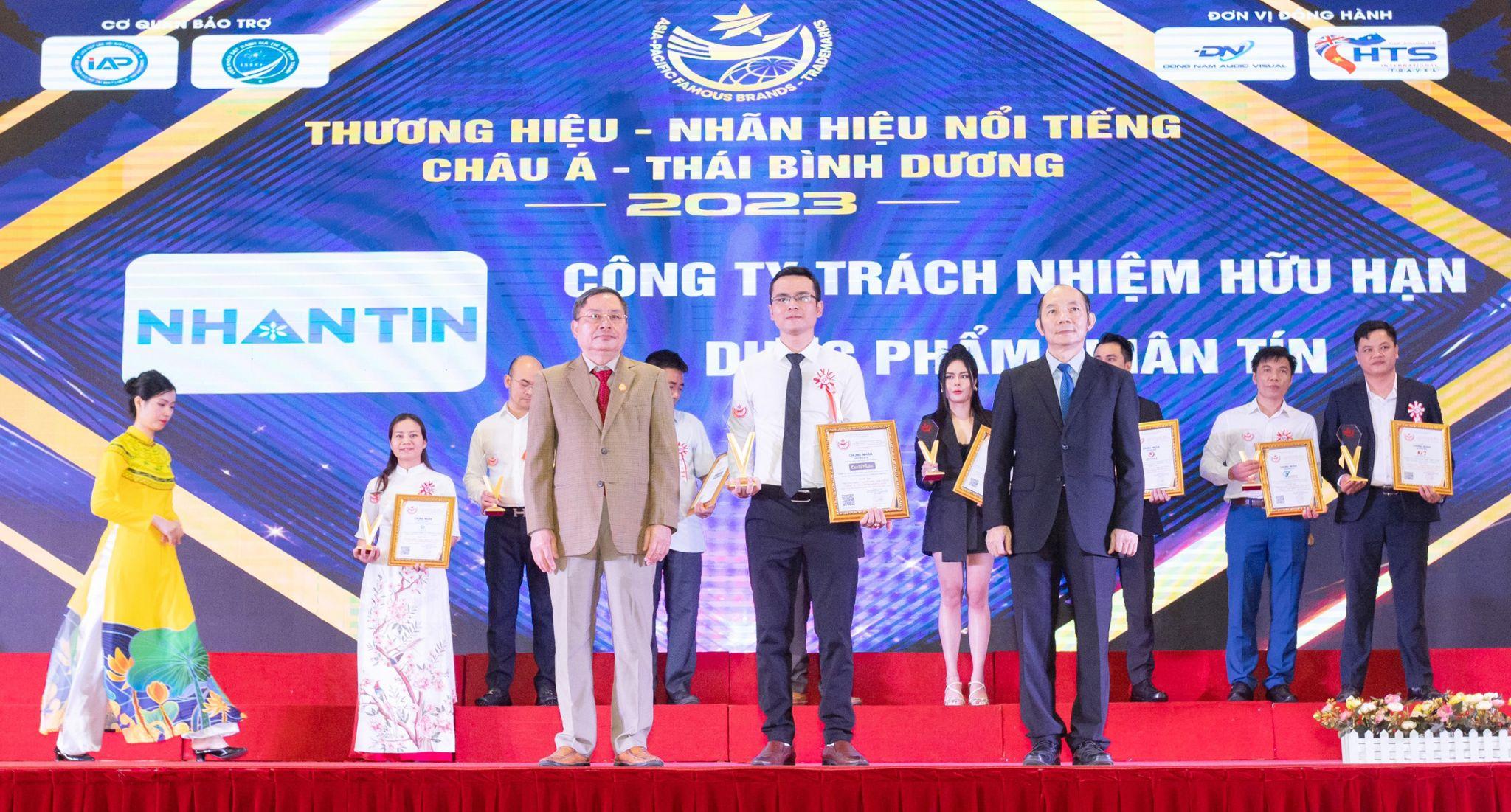 Cao Vị Nhân được vinh danh Top 10 Thương hiệu nhãn hiệu nổi tiếng châu Á -  Thái Bình Dương 2023 - 1