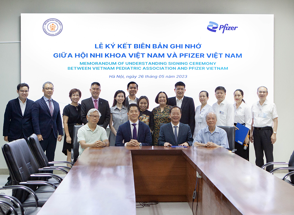 Lễ ký kết Biên bản ghi nhớ hợp tác chăm sóc sức khỏe trẻ em giữa Pfizer Việt Nam cùng Hội Nhi khoa Việt Nam - 1