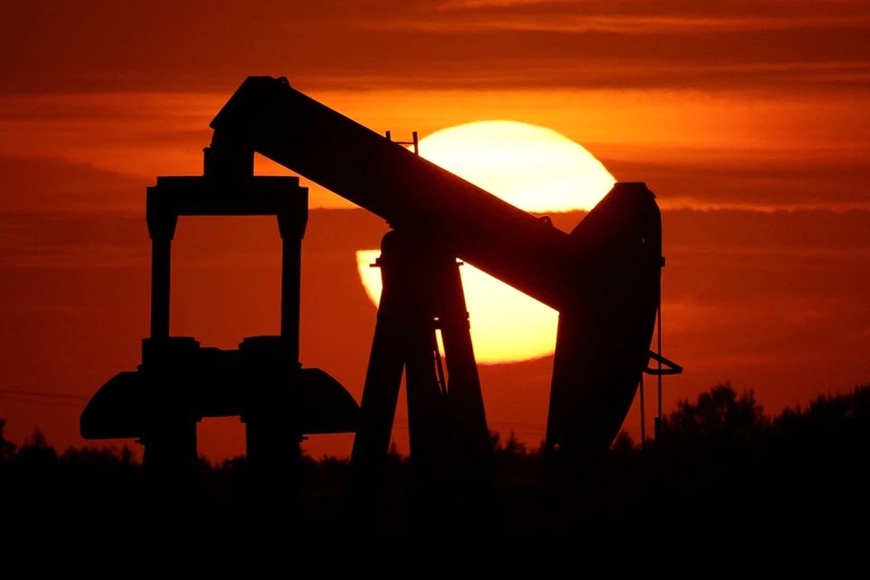 Giá xăng dầu hôm nay 24/6: Tăng giảm trái chiều, lo ngại sức cầu dìm giá dầu - 1