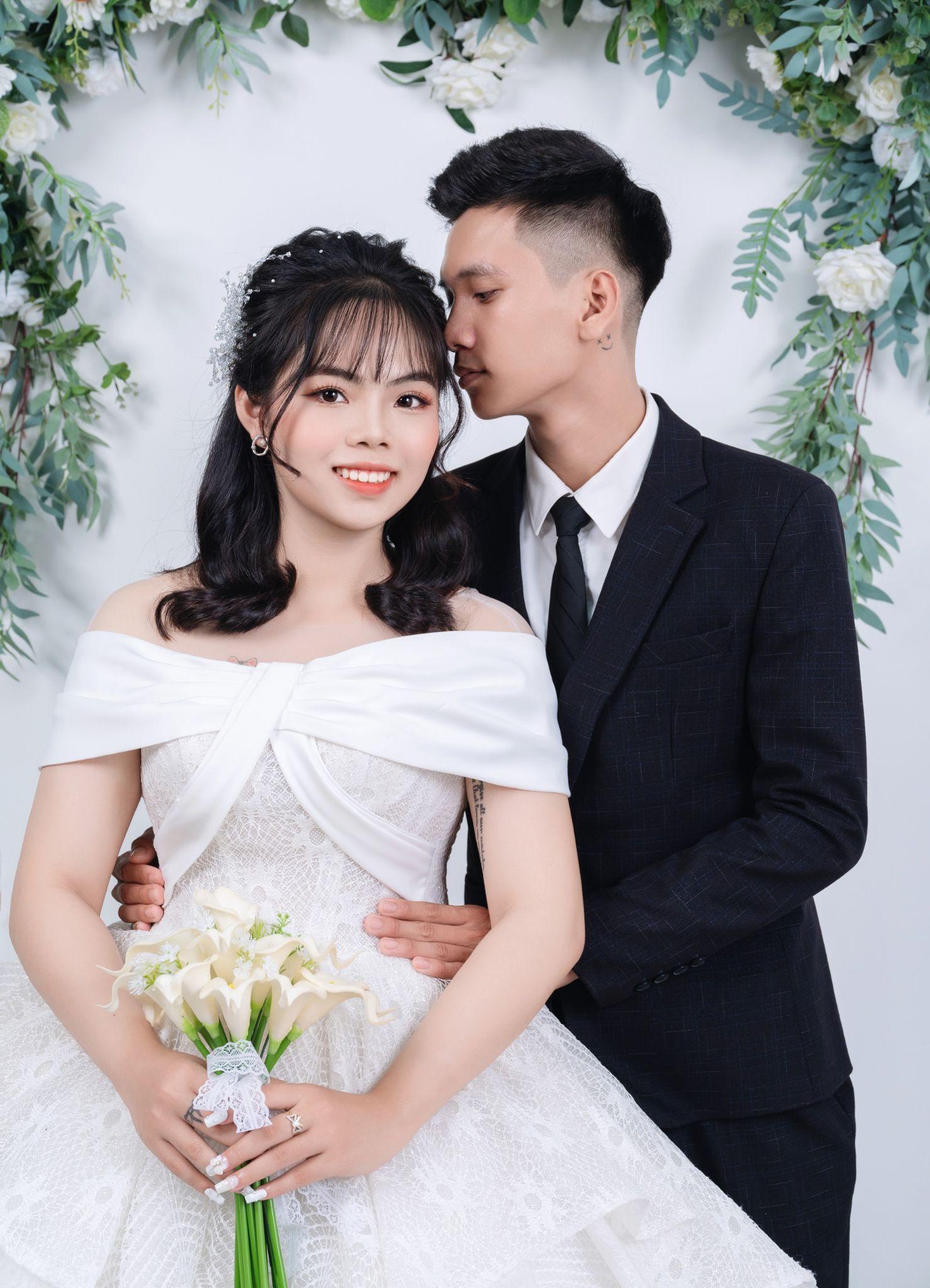 Bí quyết giữ trọn ngọn lửa hạnh phúc gia đình của &#34;phù thủy&#34; Makeup 9x - 4