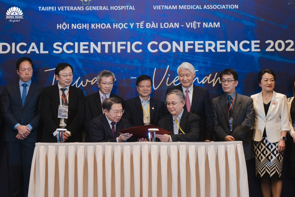 Bệnh viện Đa khoa Veterans Đài Bắc ký kết hợp tác và làm việc với Bệnh viện Đa khoa Hồng Ngọc - 1