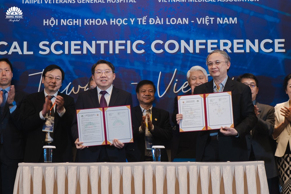 Bệnh viện Đa khoa Veterans Đài Bắc ký kết hợp tác và làm việc với Bệnh viện Đa khoa Hồng Ngọc - 2