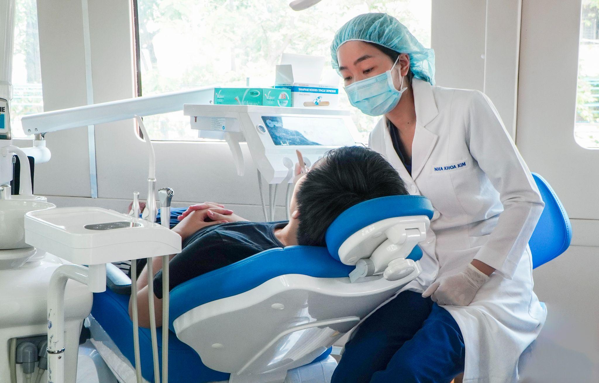 “Hành trình Răng hạnh phúc” Nha Khoa Kim trở lại, tiếp tục sứ mệnh nâng cao ý thức chăm sóc răng miệng cộng đồng - 4
