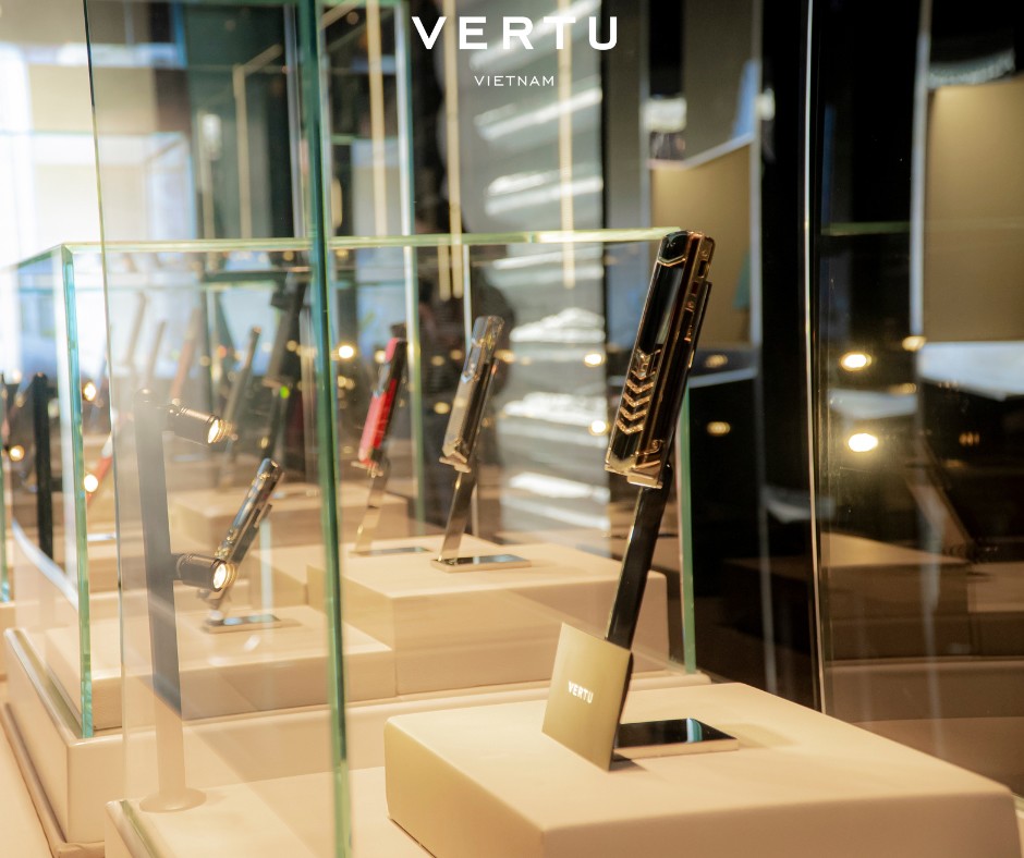 “Đập hộp” không gian xa xỉ chuẩn quốc tế của cửa hàng Vertu Việt Nam chính hãng sắp ra mắt - 1