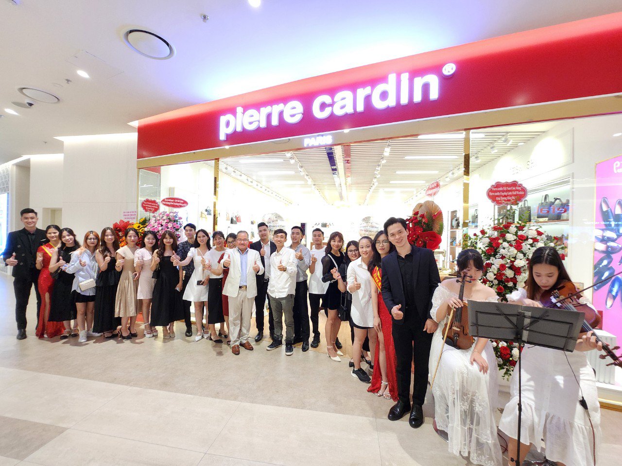 Pierre Cardin Shoes & Oscar Fashion khai trương hàng loạt cửa hàng dịp đại lễ 30/4 -1/5 - 3