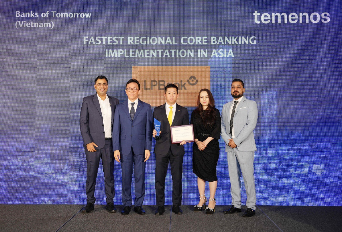 LPBank vinh dự nhận giải thưởng “Triển khai Core Banking nhanh nhất Châu Á” - 2