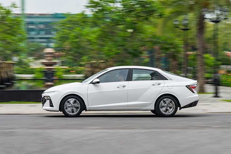 Hyundai bán gần 5.000 xe trong tháng 5/2024, "công đầu" là của Accent - 2