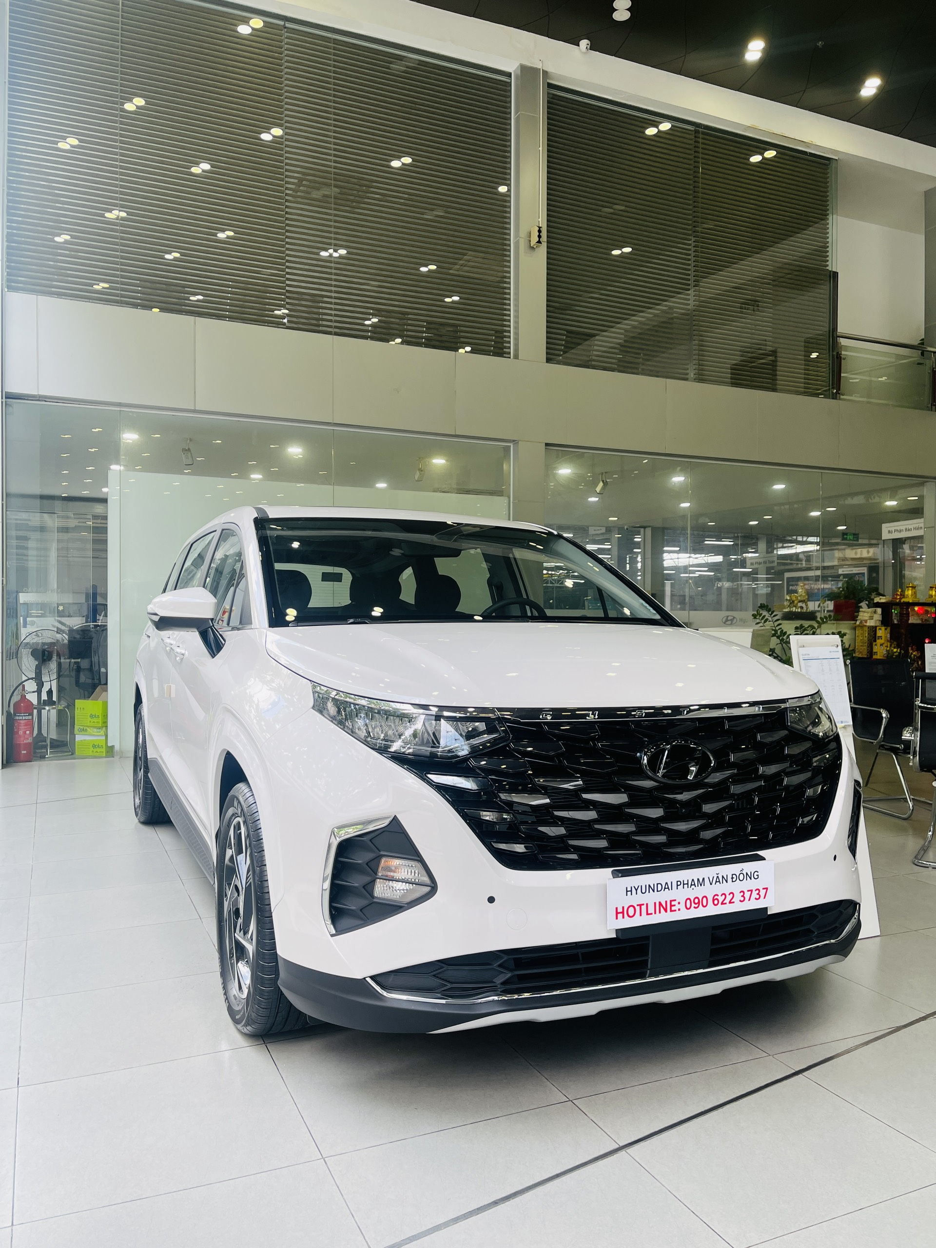 Đánh giá Hyundai Custin: Mẫu xe định hình phân khúc MPV tầm trung - 1