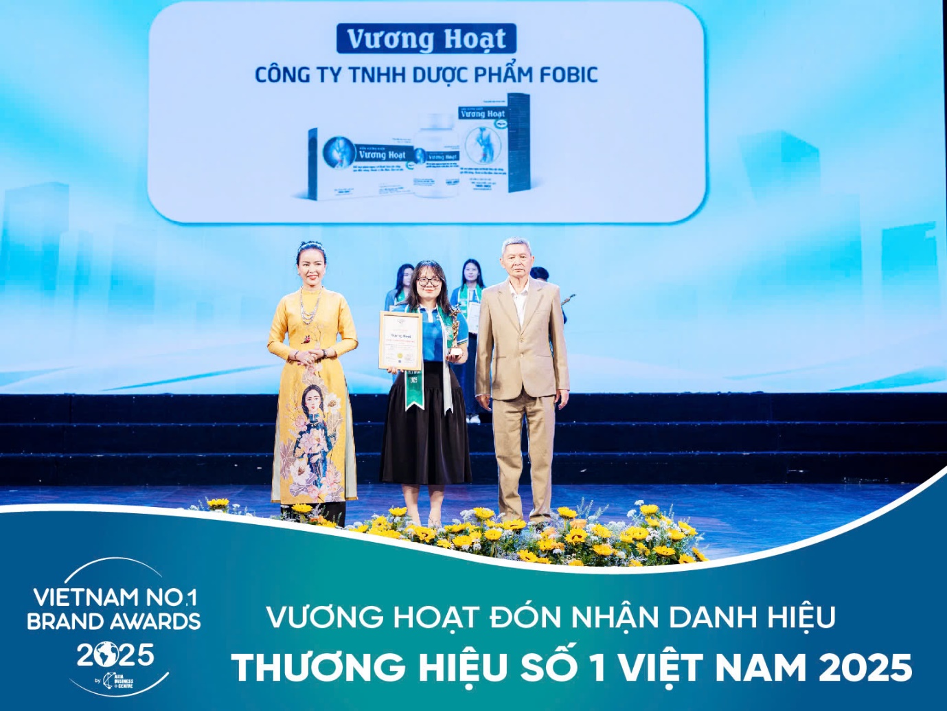 Vương Hoạt tự hào vinh danh “Thương hiệu sản phẩm xương khớp hiệu quả, được tin dùng số 1 Việt Nam” - 2