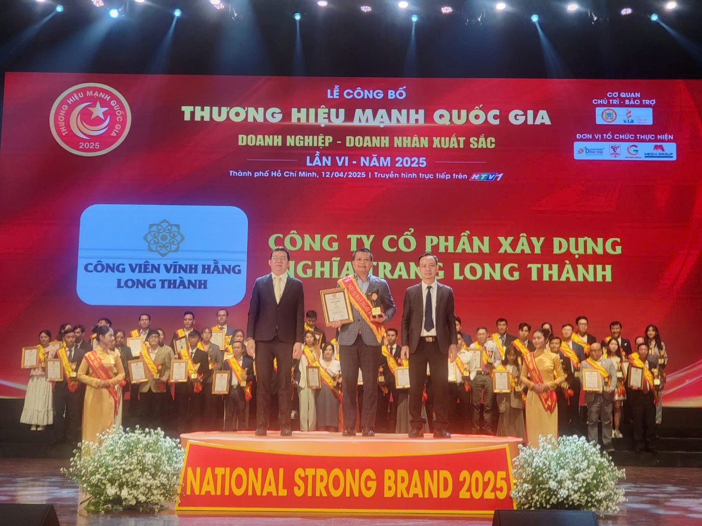 Công viên Vĩnh Hằng Long Thành được vinh danh tại “Thương hiệu Mạnh Quốc gia 2025” - 4