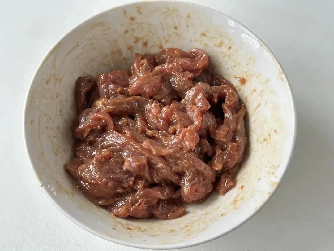 Mì bò sốt tiêu đen chuẩn nhà hàng, làm siêu nhanh tại nhà - 2