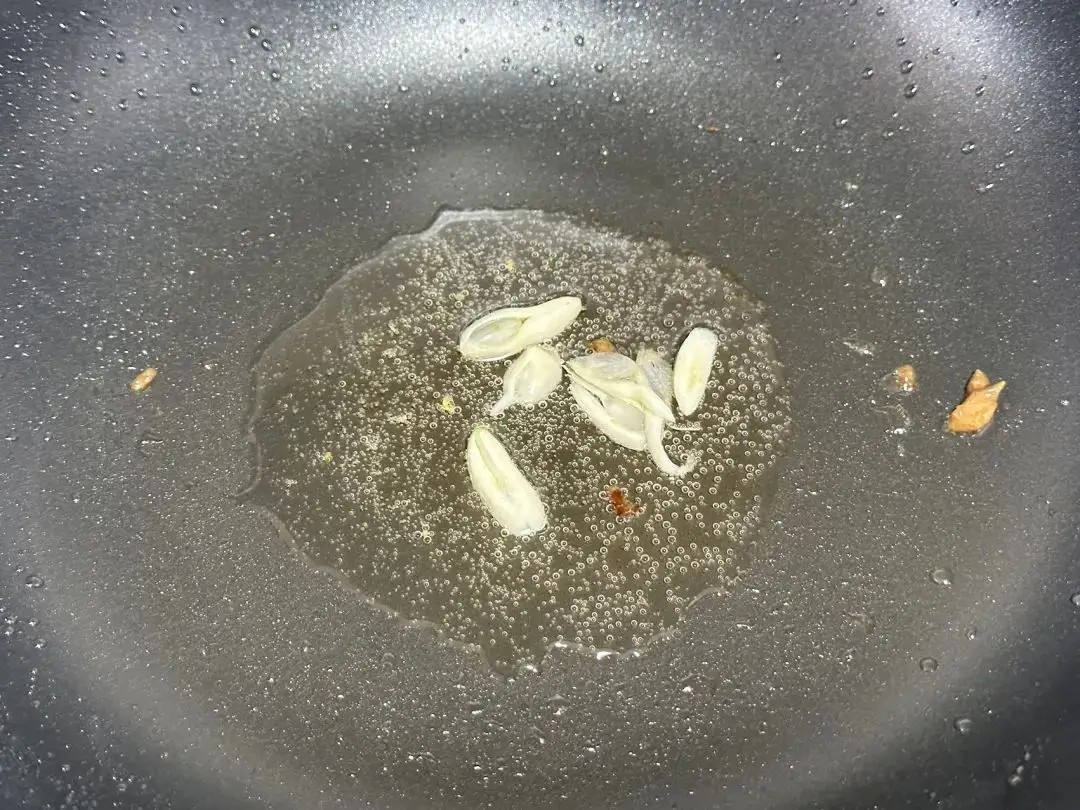 Mì bò sốt tiêu đen chuẩn nhà hàng, làm siêu nhanh tại nhà - 5