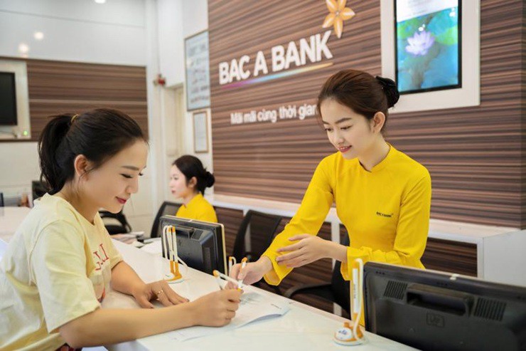 Ngân hàng đồng loạt tăng lãi suất tiết kiệm, mức cao nhất hiện là bao nhiêu? - 3