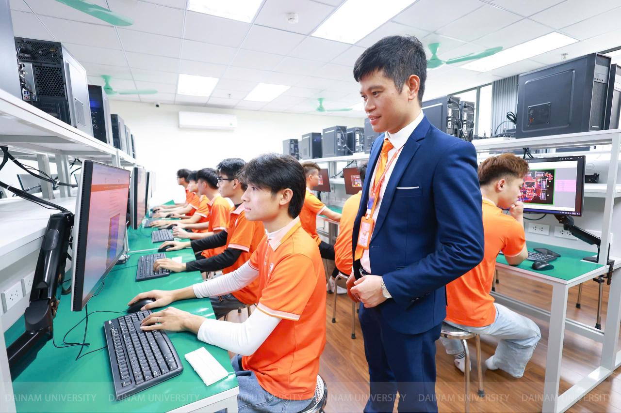 Chân dung nữ lãnh đạo mới của Đại học Đại Nam: Tư duy đổi mới và hành trình kết nối - 4