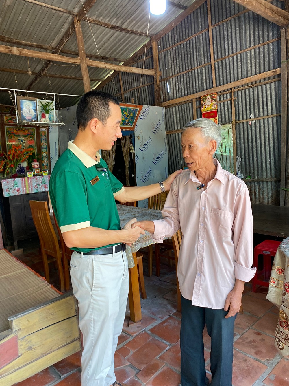 Bệnh viện Mắt Sài Gòn Đồng Tháp hỗ trợ xây nhà tình thương cho người dân khó khăn tại Cao Lãnh - 2