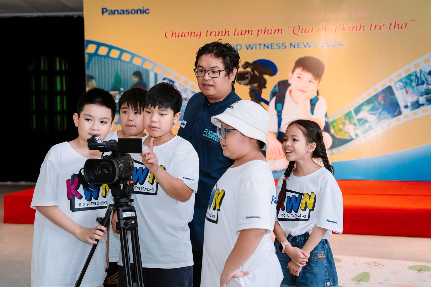 Panasonic khởi động chương trình “Qua ống kính trẻ thơ” mùa thứ 18 - 2