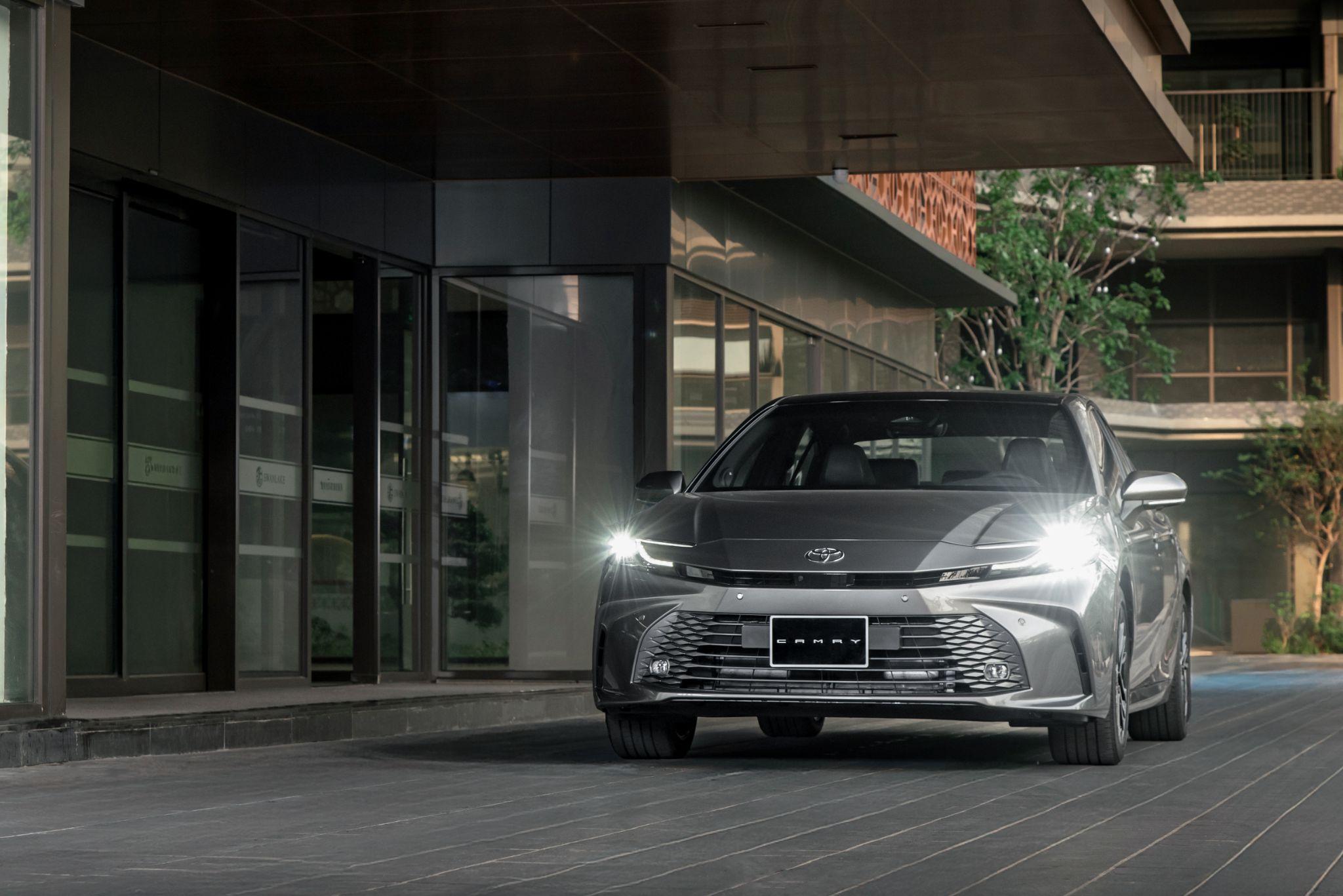 Khách hàng Việt “xanh hóa” lựa chọn ô tô: Toyota khẳng định vị thế mảng xe Hybrid - 1
