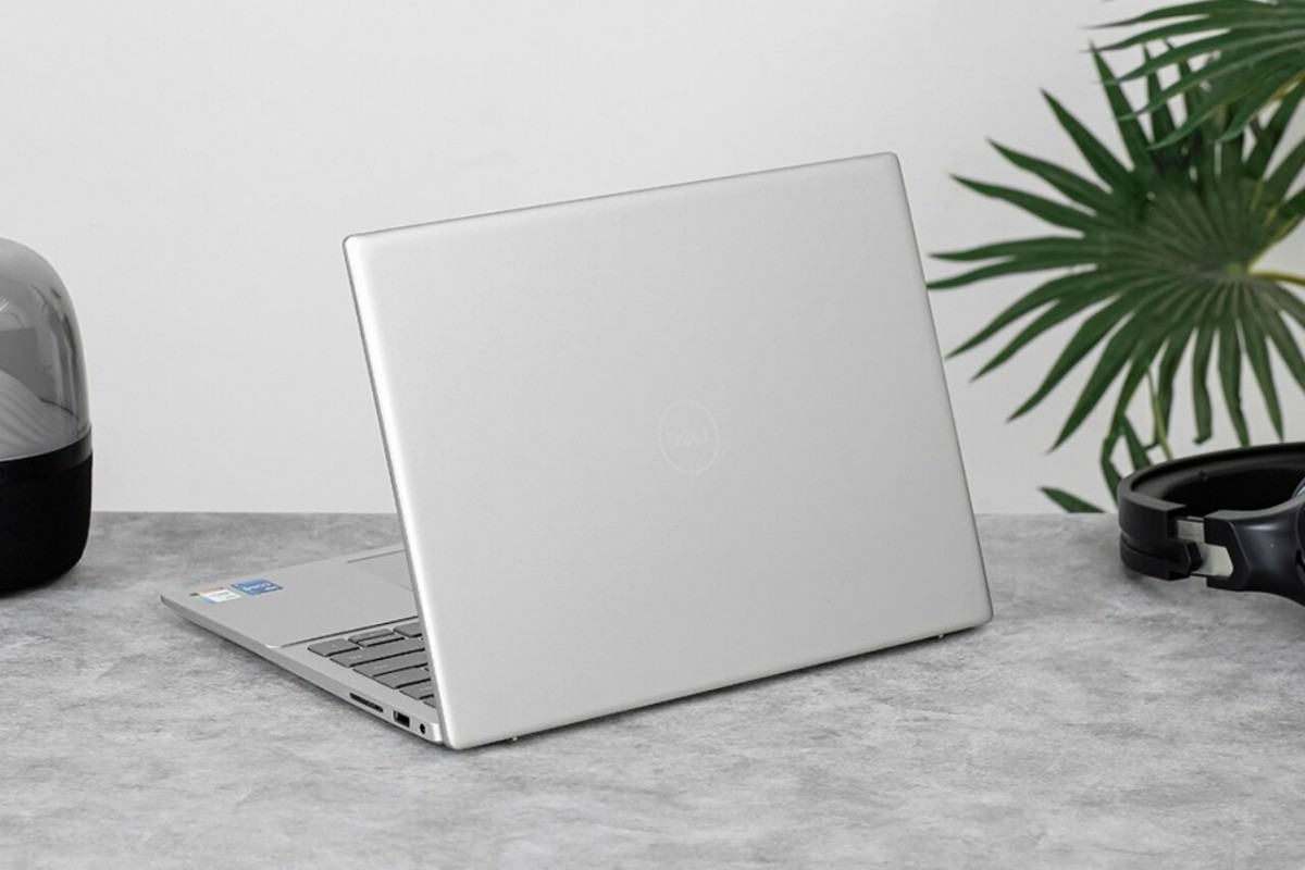 Đây là những mẫu laptop văn phòng đáng mua bậc nhất 2025 - 3