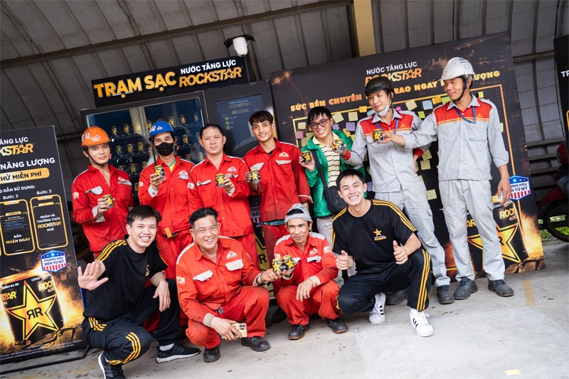 Trạm sạc Rockstar: Khi lời nhắn nhỏ trở thành động lực to - 1