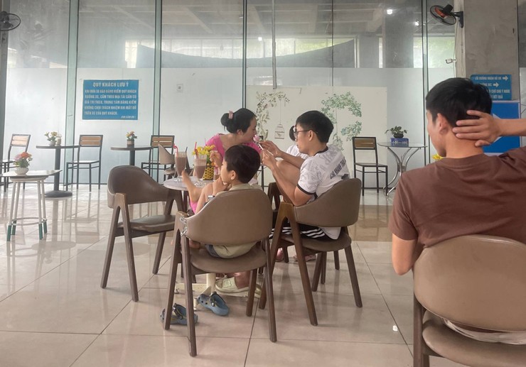 Đi đăng kiểm xe ô tô không còn "ám ảnh": Giờ nhanh gọn, cực chill? - 2