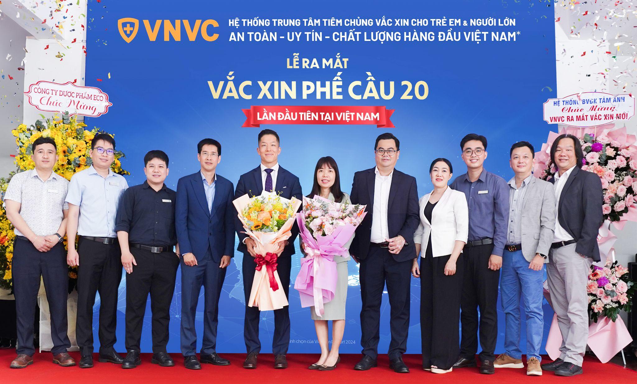 VNVC ra mắt và tiêm vắc xin phế cầu 20 đầu tiên tại Việt Nam - 1