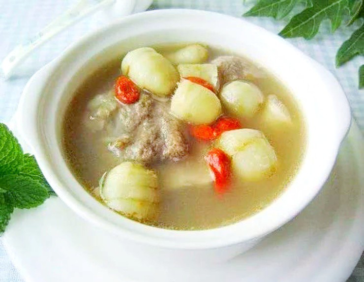 Quà quê quen thuộc rẻ như cho, lên phố thành đặc sản “hái ra tiền” - 3