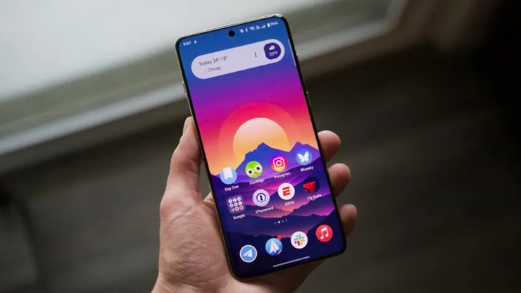 Sau Samsung và Xiaomi, Gemini AI tiếp tục "đổ bộ" điện thoại Android mới - 1