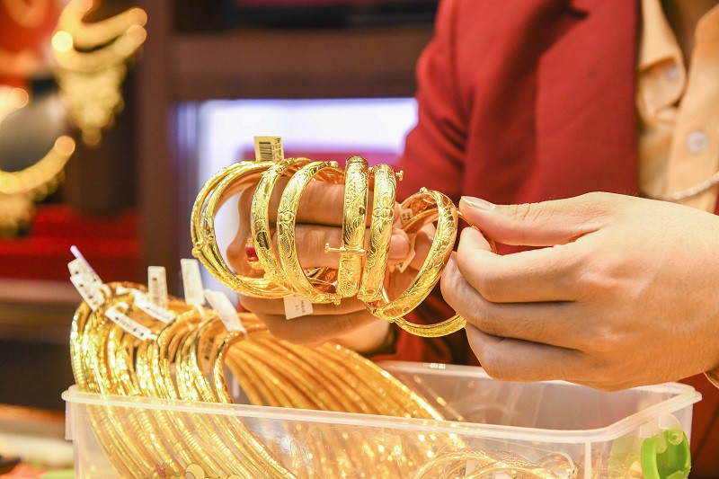 Giá vàng lao dốc, người mua lỗ tới 8,5 triệu đồng sau  hơn một tháng, nên làm gì? - 3