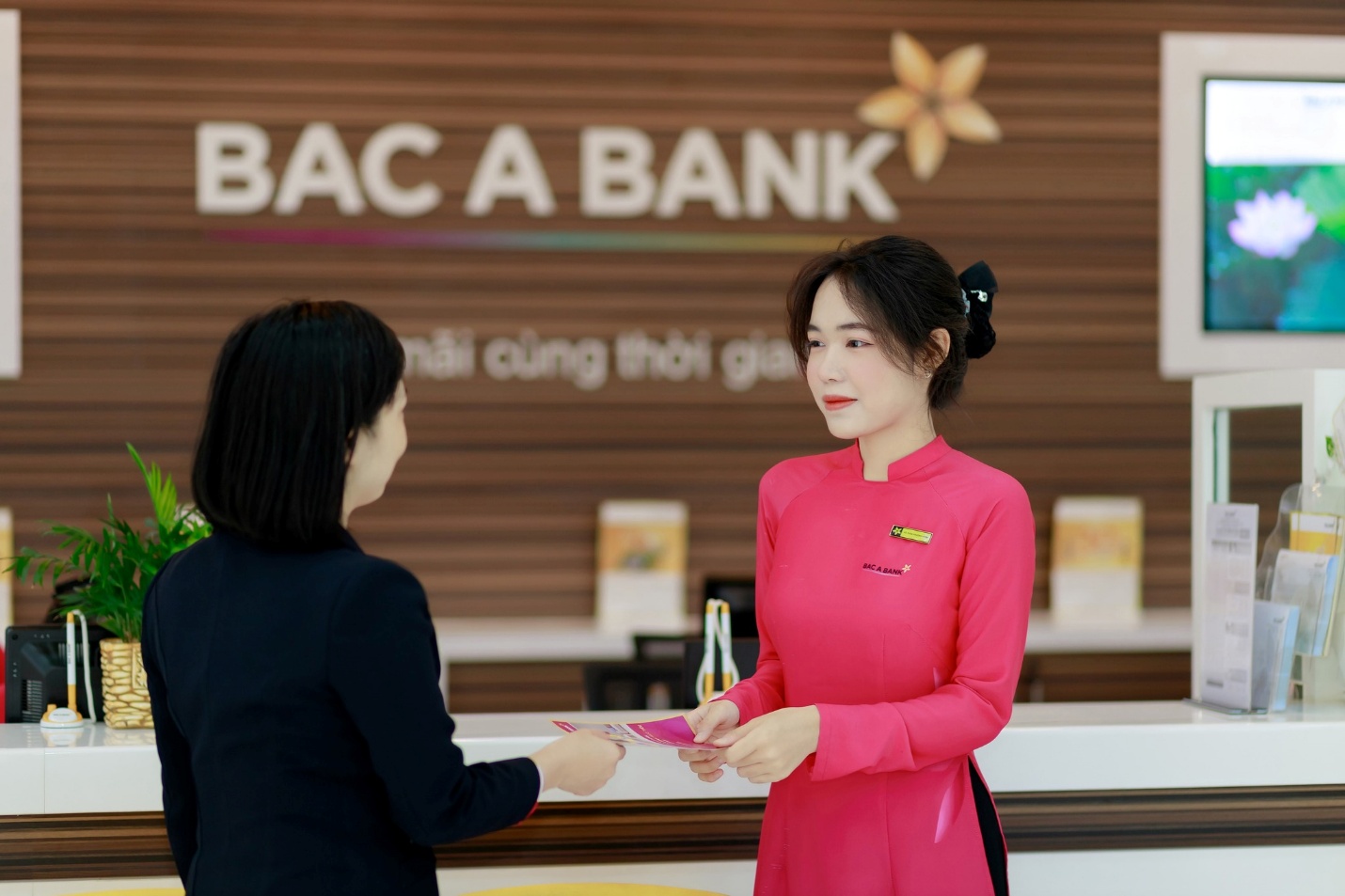 Bùng nổ ưu đãi: 6000 quà tặng đặc biệt tri ân chủ tài khoản BAC A BANK - 2