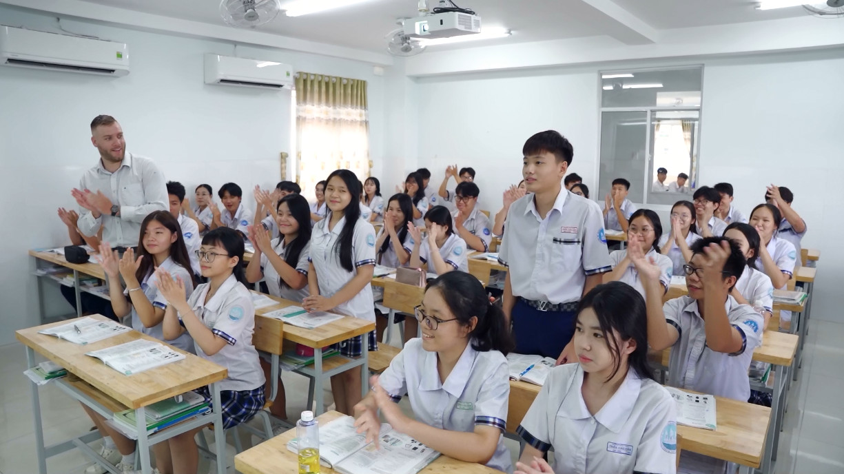 Lý do học sinh ngoại tỉnh “đổ về” Trường THCS - THPT Trần Cao Vân - 1
