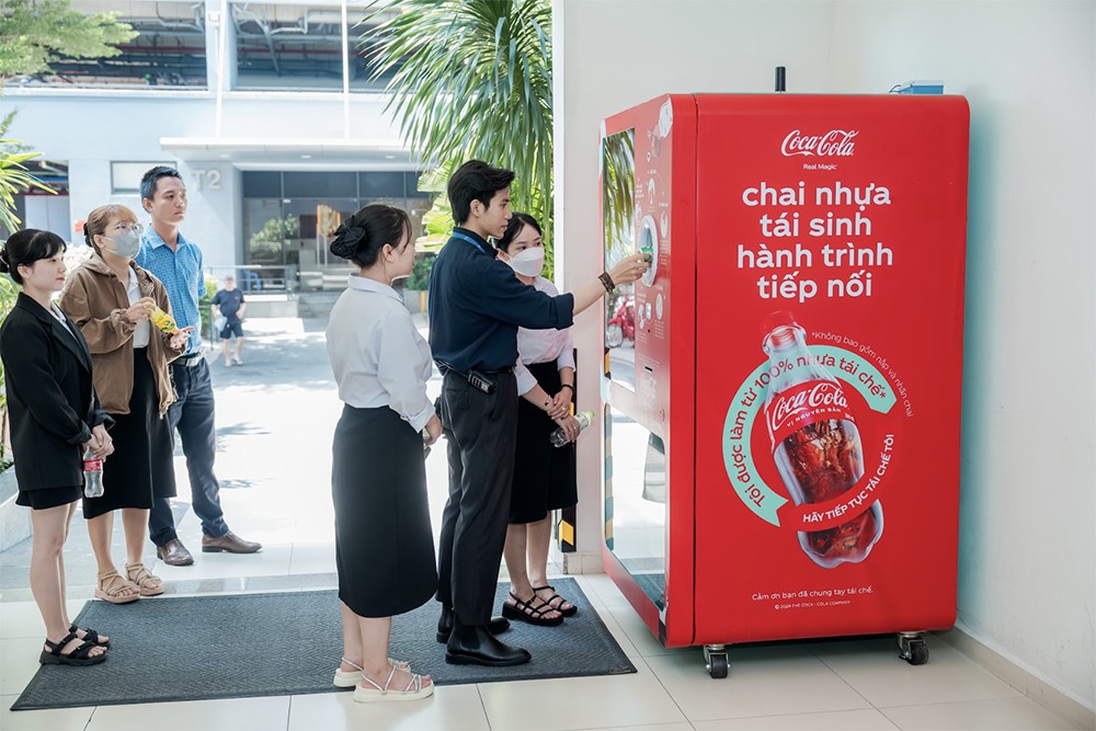 Coca-Cola Việt Nam: 30 năm đồng hành và phát triển với những đóng góp thiết thực - 5