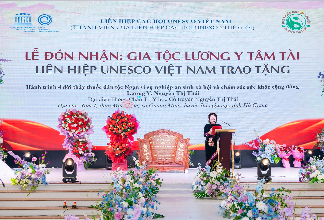 Lương y Nguyễn Thị Thái được vinh danh vì đóng góp cho sức khỏe cộng đồng - 3